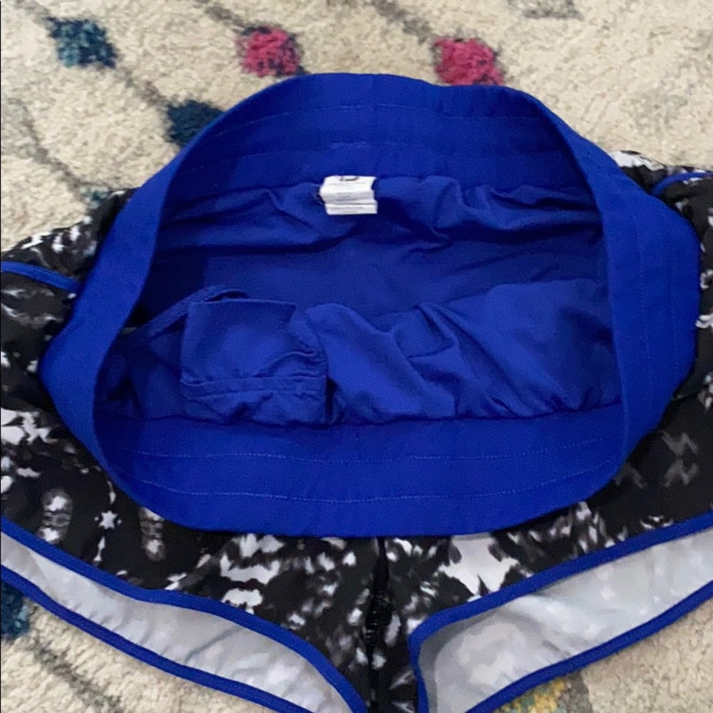 Fabletics Athletic Shorts - Picture 3 of 3